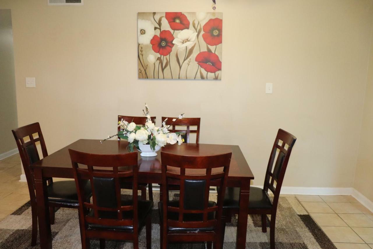 Private Room At Home Near Iad-สเตอร์ลิง ภายนอก รูปภาพ